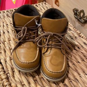 Tan boys boots - size 3. Brand new with tags.